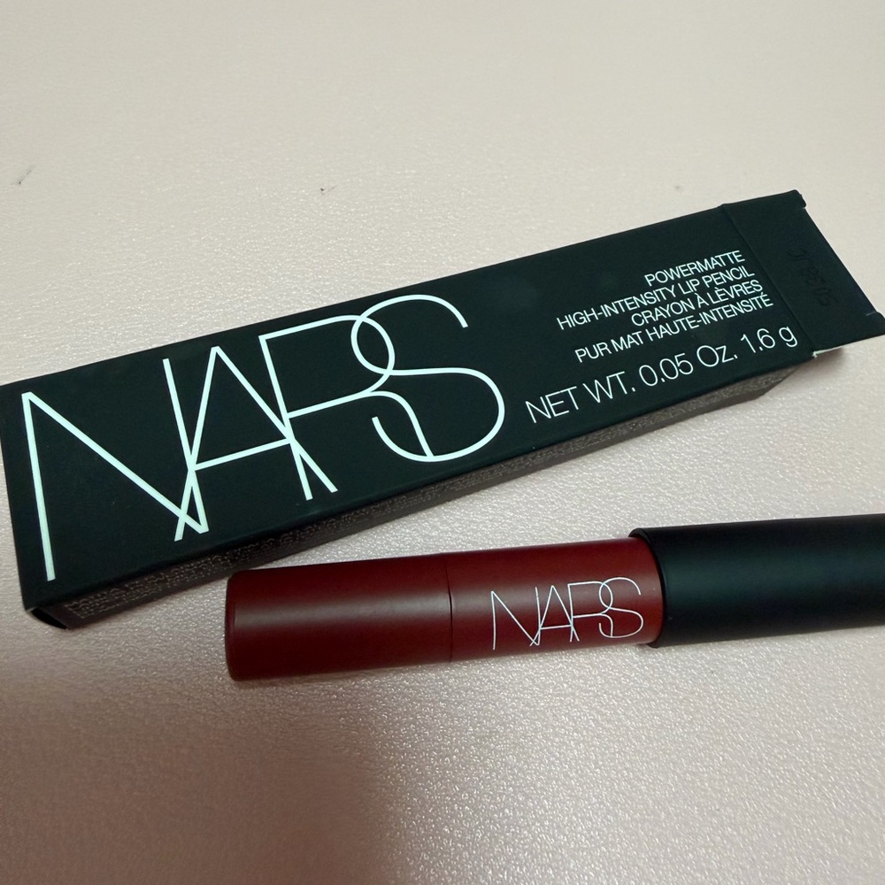 NARS High-Intensity Lip Pencil - cruella 185